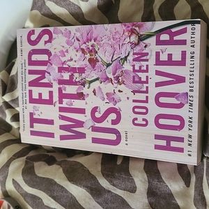 It Ends With Us by Colleen Hoover